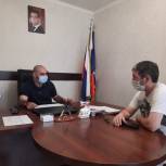 Депутат Гасан Будайчиев рассмотрел обращения граждан в приемной «Единой России»