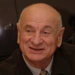 Партийцы поздравили врача и общественного деятеля Семена Спектора с 85-летием