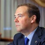 Дмитрий Медведев: Уход из жизни Владимира Меньшова – огромная, невосполнимая потеря