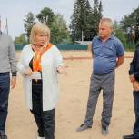 Александр Цыбульский посетил спортобъект в Хетово Виноградовского района