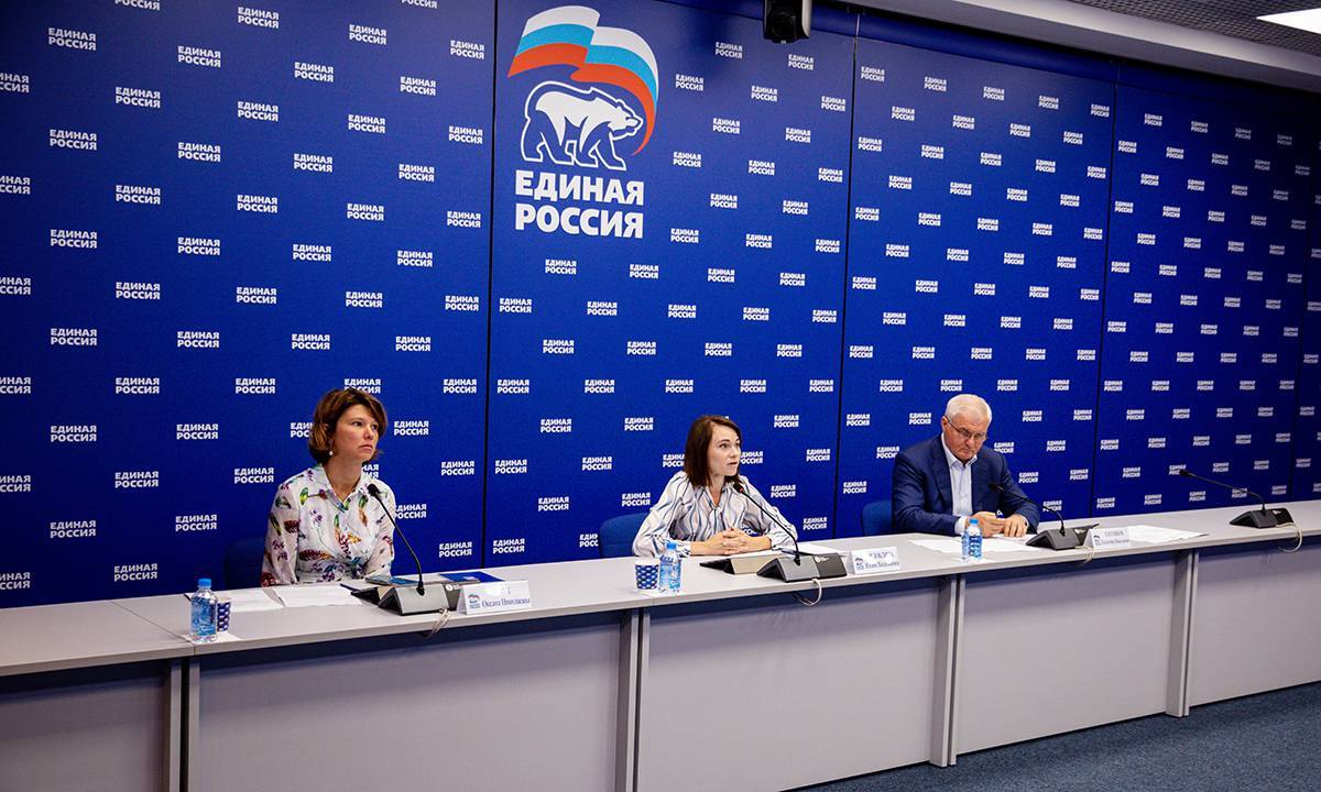 Владимир Плотников: По инициативе и при поддержке фракции «Единой России» был принят ряд важных законов по поддержке фермерства