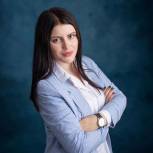 Светлана Макушева: В региональном Союзе женщин считают важной мерой поддержки губернаторские выплаты выпускникам, реализованные по предложению «Единой России»