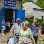 Андрей Турчак открыл центр помощи «Единой России» в освобождённом Старобельске в ЛНР