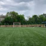 В Кулицком сельском поселении Калининского района по поручению Губернатора Игоря Рудени установлено поле для мини-футбола