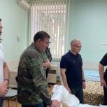 Сергей Кириенко, Андрей Турчак и Денис Пушилин навестили раненых волонтёров из «Молодой Республики»