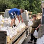 «Единая Россия» передала гуманитарную помощь жителям села Никольское Херсонской области