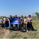 В Дагестане активисты «Единой России» присоединились к акции «Чистый берег»