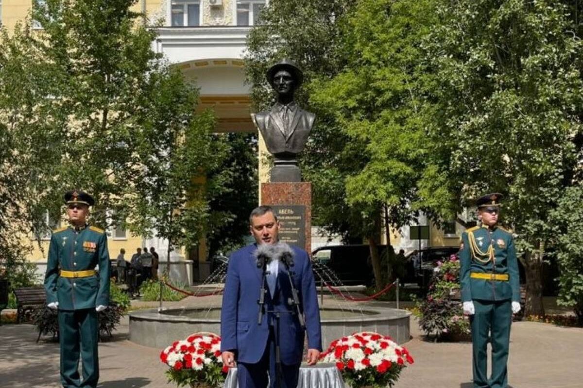 В Самаре открыли памятник выдающемуся советскому разведчику-нелегалу,  полковнику Рудольфу Абелю