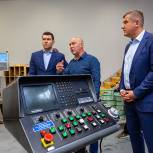 Единороссы ознакомились с работой производственных комплексов Советск