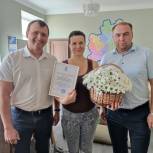 Единороссы Липецка поздравили сотрудников Почты России с профессиональным праздником