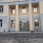 При поддержке «Единой России» в станице Суворовской ремонтируют и оснащают Дом культуры