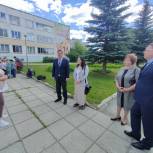 Актив «Единой России» в Озерске проверил работу летних школьных лагерей