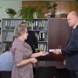 Вадиму Супикову вручено удостоверение кандидата в депутаты