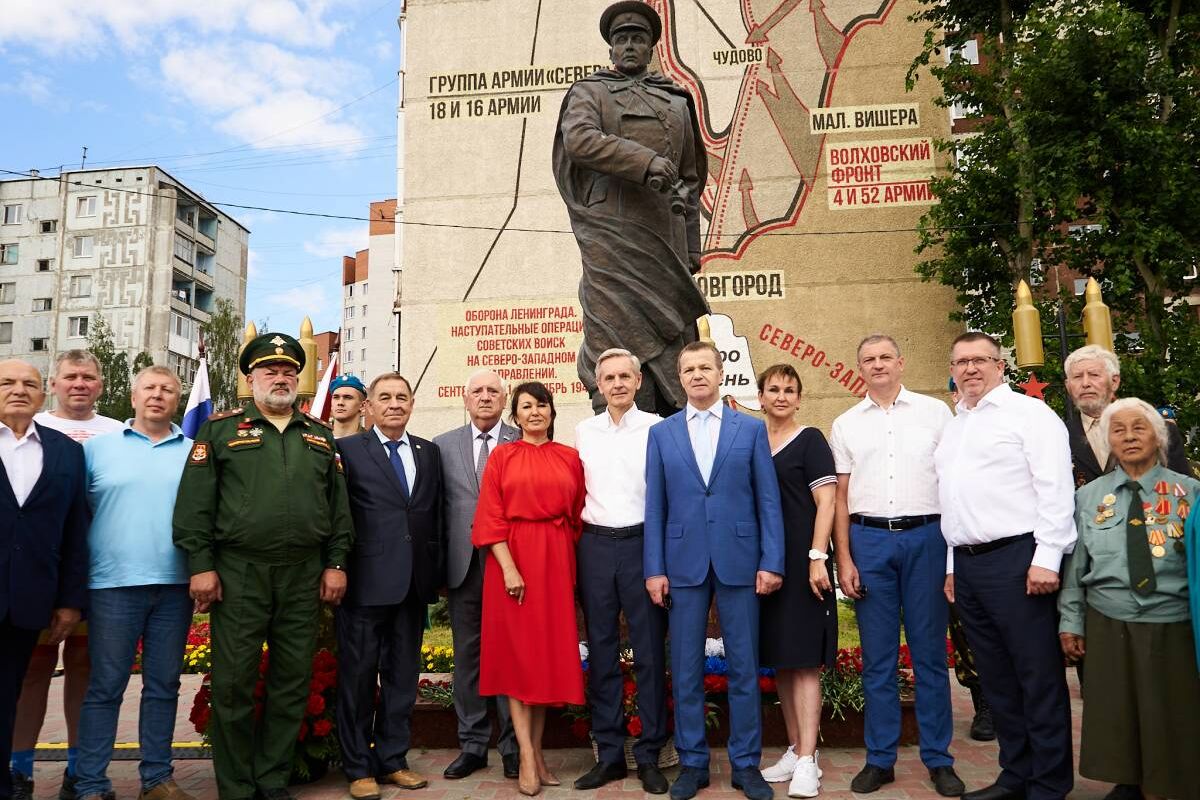 В Тюмени почтили память генерала Ивана Федюнинского