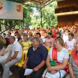Волоконовские партийцы поздравили представителей общественного самоуправления