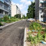 В областном центре продолжается ремонт дворовых территорий и дорог