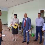 Единороссы Пензенской городской Думы проконтролировали ход капитального ремонта в школах областного центра