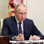 Владимир Путин: В следующем году капремонт пройдет в трех тысячах школ