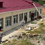 В Павловском районе «Единая Россия» провела мониторинг капремонта сельской школы