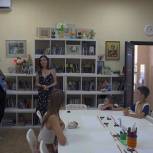 Волонтерский центр «Единой России» провел творческий мастер-класс для детей из Донбасса