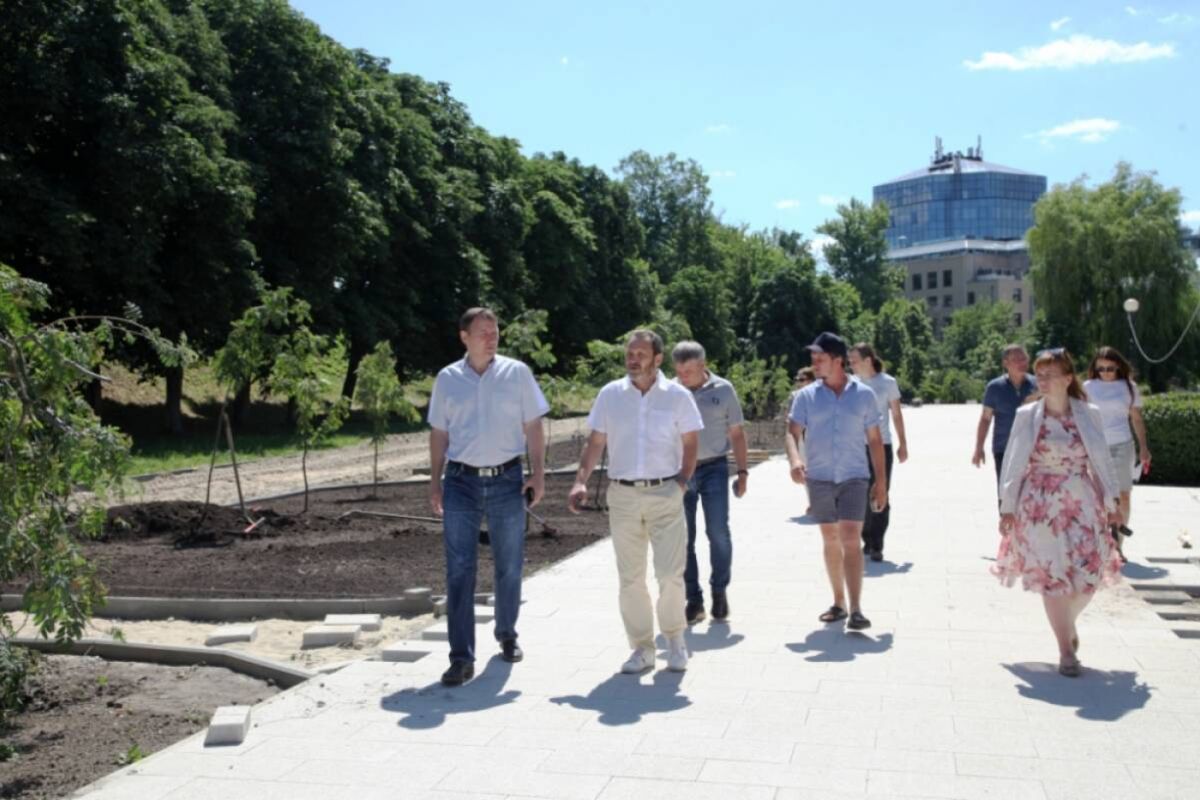 Депутаты Рязанской областной и городской Думы оценили благоустройство  Лыбедского бульвара