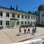 Депутат Госдумы Сергей Алтухов провел мониторинг капитального ремонта школ в Туапсинском районе
