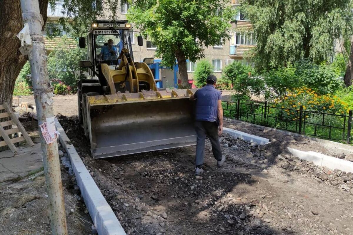 В Советском округе началось благоустройство дворов по проекту «Городская  среда»