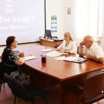 Уполномоченный по правам ребенка в ЛНР Инна Швенк провела прием граждан в Луганске