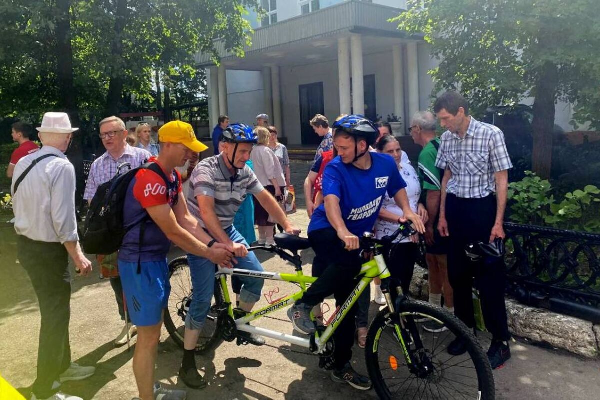 Велотренировка для людей с ограничениями зрения прошла в Арзамасе в рамках  марафона «Сила России»