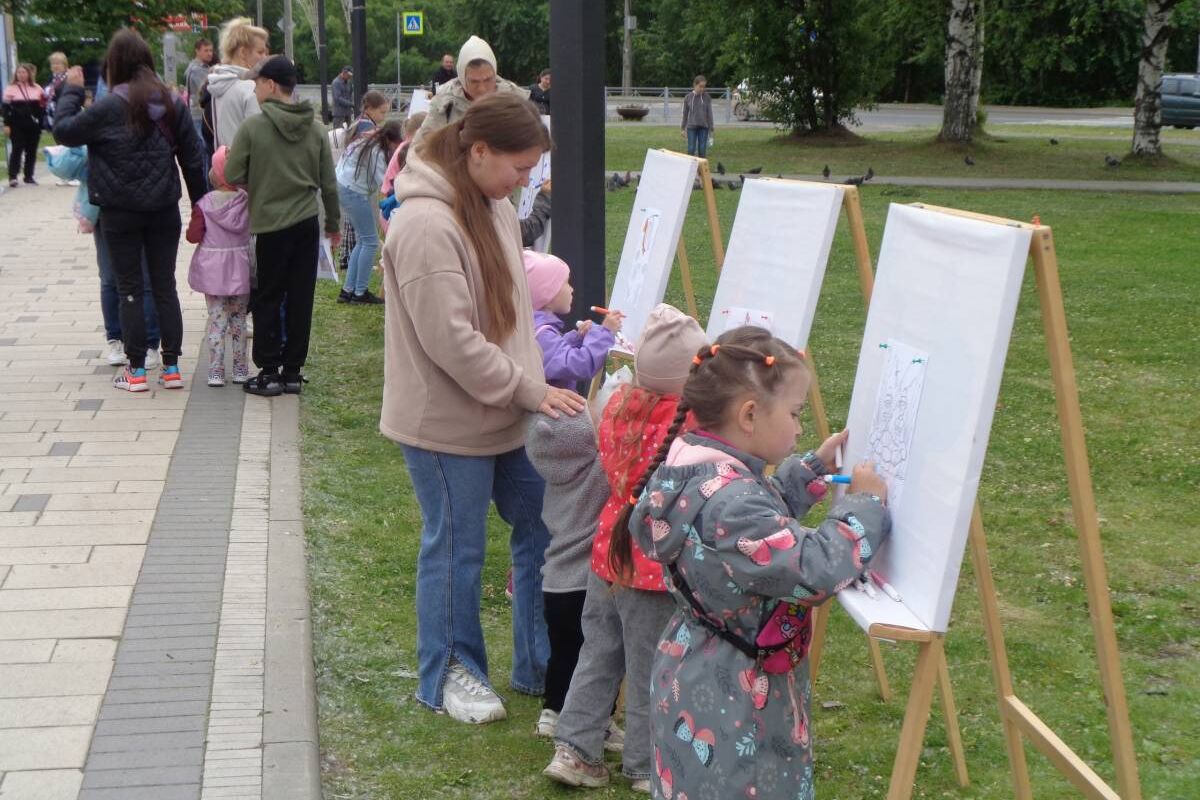 Жители округа Варавино-Фактория в Архангельске отметили День рыбака |  14.07.2023 | Архангельск - БезФормата