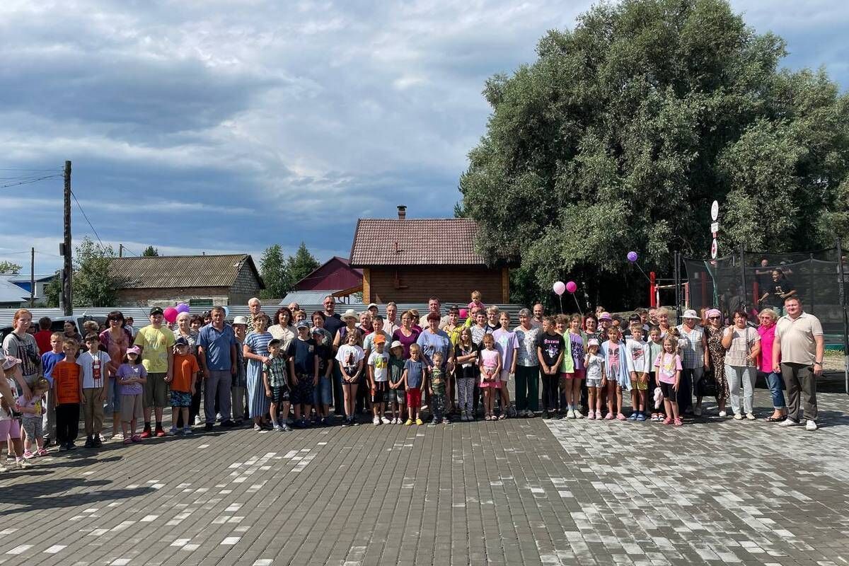В Республике Алтай при поддержке «Единой России» открыли новую спортивную площадку