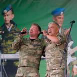 Митинг-концерт в поддержку Президента и Вооруженных сил России прошел в парке Победы в Нижнем Новгороде