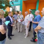 Алексей Сидоров встретился с ветеранами ВМФ и их семьями, проживающими в Ленинском районе Саратова