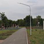 Депутат Александр Косачев оценил благоустройство парка в Новошахтинске