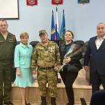 Медаль «За отвагу» вручили участнику СВО в Оленегорске