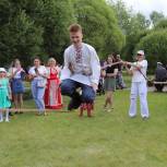 Андрей Клеков посетил праздник лодки в селе Устье