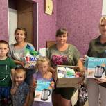 В Херсонской области «Единая Россия» передала гуманитарную помощь жителям в Скадовске и Партизанах