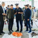 Губернатор Подмосковья совместно с депутатом Госдумы Бекханом Агаевым поздравил военнослужащих 45-й бригады спецназа ВДВ с годовщиной ее образования