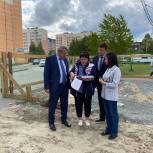 В Нефтеюганске Команда Югры оценила этапы строительства и благоустройства объектов