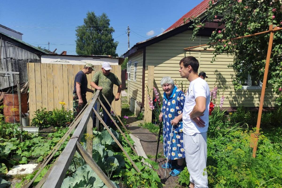 Николай Кузяков продолжает добрые дела в своем округе