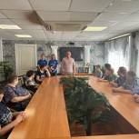 Балашовские сторонники «Единой России» навестили подопечных дома-интерната для престарелых и инвалидов