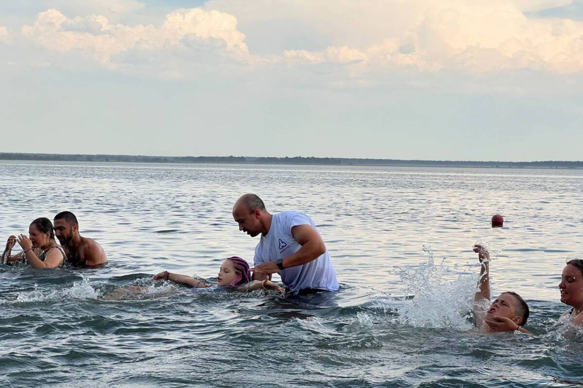 Единая Россия» и «Акваспас» провели урок безопасного поведения на воде