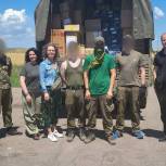 Автомобили, тактические приборы, спальники, масксети: «Единая Россия» доставила очередную партию помощи бойцам СВО