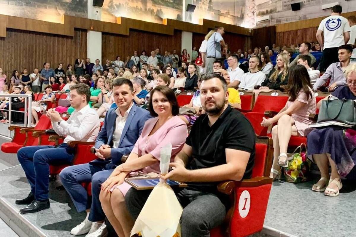 Выпускников Севастопольского торгово-экономического техникума проводили во взрослую жизнь