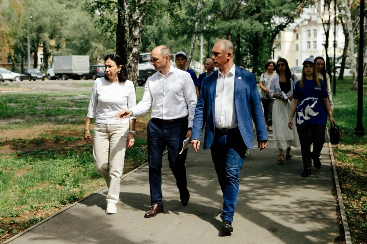 МКС «Челябинский» проверил ход благоустройства на объектах Тракторозаводского  района