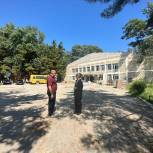 Асият Алиева проверила ход ремонтных работ в Белиджинской гимназии № 1 в Дербентском районе