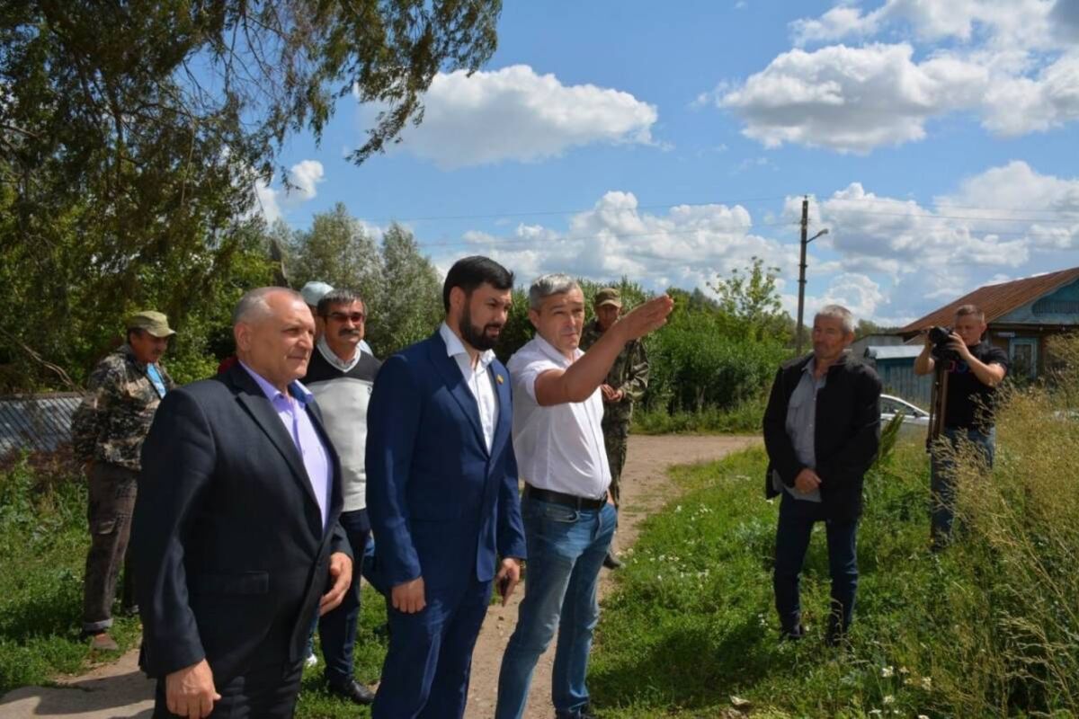 Депутат Госсовета Роман Алексеев встретился с жителями округа