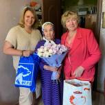 Инна Исаева поздравила с 90-летием жительницу Чебоксар