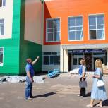 В рамках народной программы «Единой России» в селе Языково прошел мониторинг хода ремонта школы