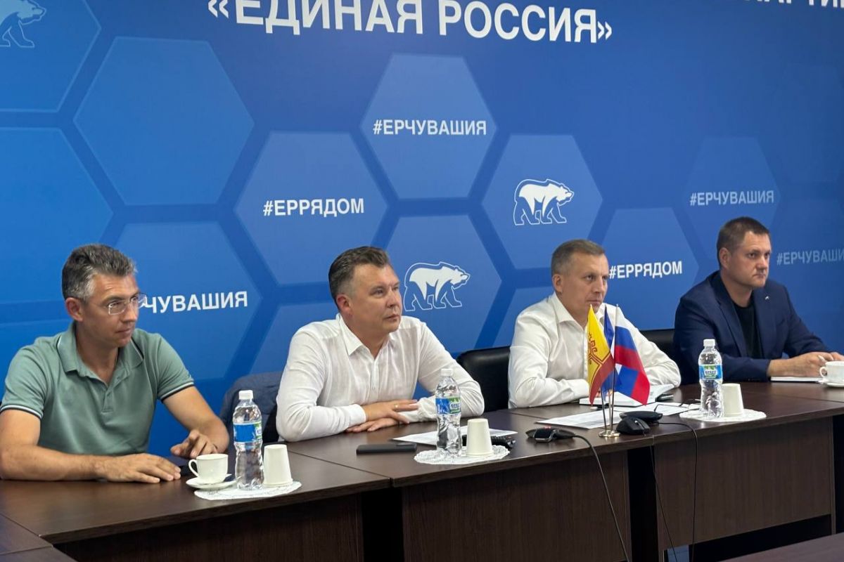 На стратегической сессии партпроекта «Выбирай свое» обсуждена подготовка профессиональных кадров для промышленности